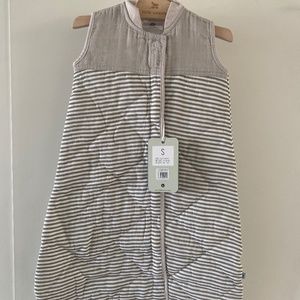 NEW Cotton Muslin Quilted Sleep Sack - Grey Stripe 0-6 Months